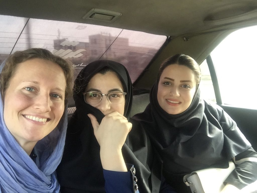 Girls in Khomeini Shahr